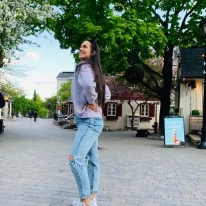 Meet your Posher, Sandra